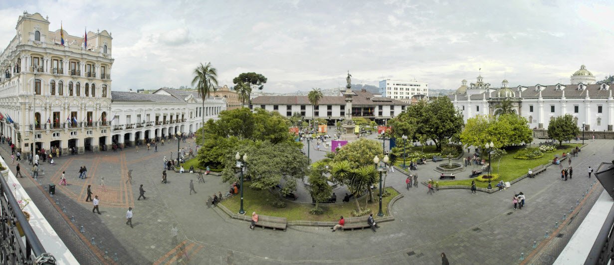 Independence Square (Plaza Grande), Quito, Pichincha Province, Ecuador